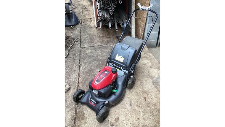 landscaping mowers and edgers